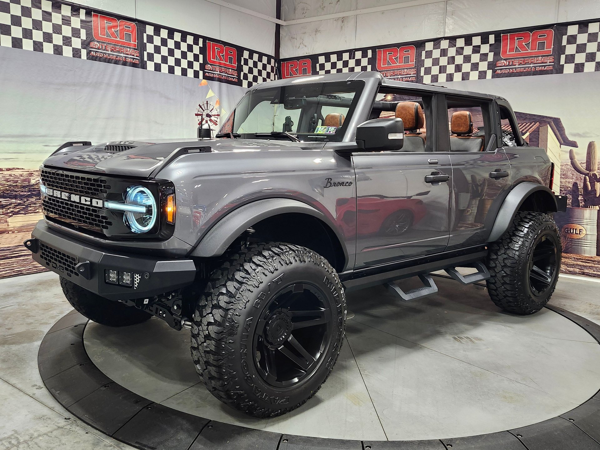 Used 2022 Ford Bronco Wildtrak AWD/4WD image 9
