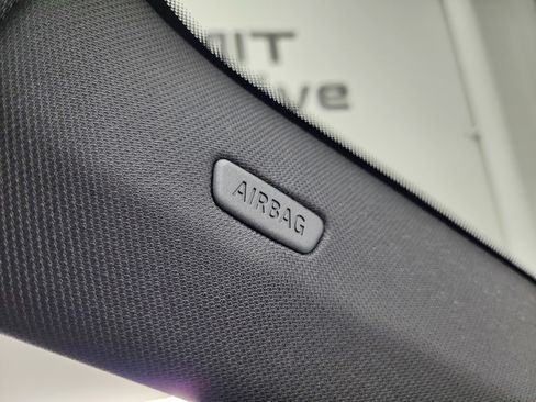 Used 2025 BMW X1 xDrive28i image 43