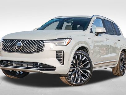 New 2026 Volvo XC90 T8 Plus w/ Protection Package