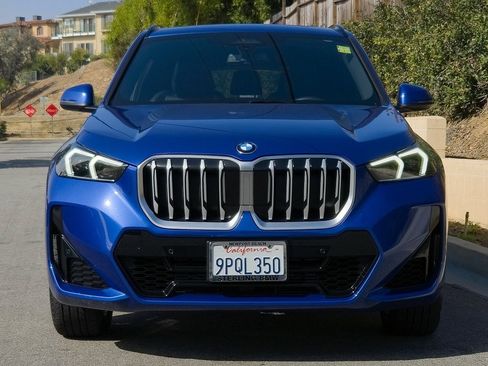 Used 2025 BMW X1 xDrive28i w/ M Sport Package image 3