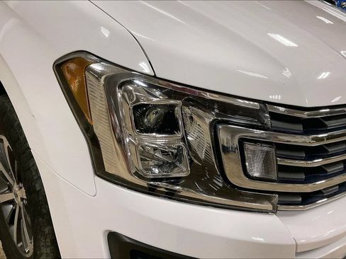 Certified 2020 Ford Expedition XLT w/ Equipment Group 201A AWD/4WD image 27