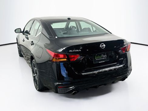 Used 2023 Nissan Altima 2.5 SR AWD/4WD image 5