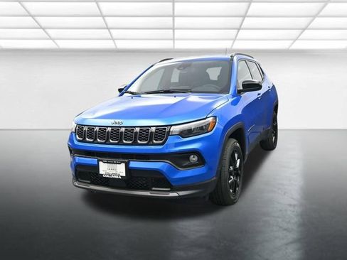 New 2026 Jeep Compass Latitude image 4