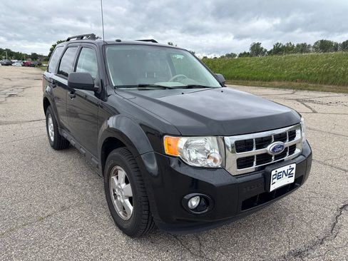 Used 2011 Ford Escape XLT AWD/4WD image 1