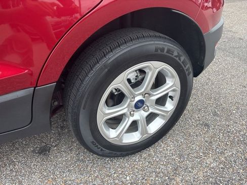 Certified 2020 Ford EcoSport SE image 3