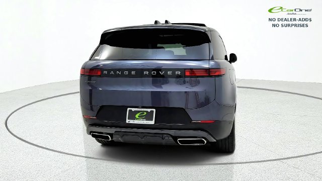 Used 2024 Land Rover Range Rover Sport SE AWD/4WD image 7