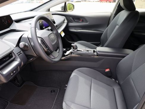 New 2026 Toyota Prius LE image 10