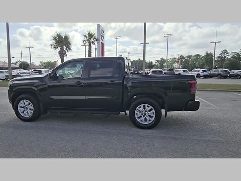 Used 2024 Nissan Frontier SV w/ SV Convenience Package RWD image 25