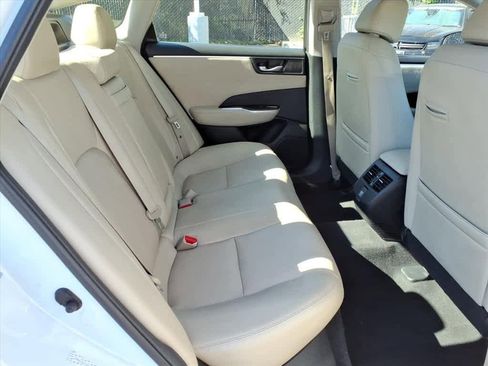 Used 2018 Honda Clarity Touring image 10