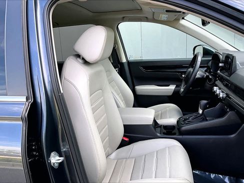 Used 2023 Honda CR-V EX-L image 9