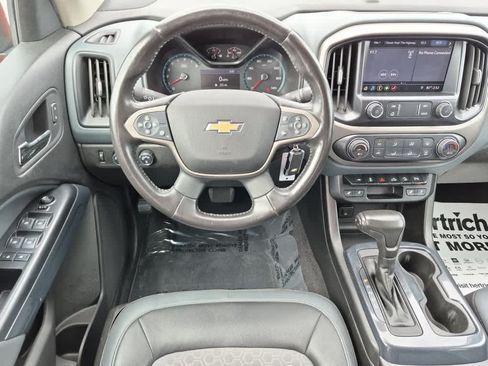 Used 2020 Chevrolet Colorado Z71 AWD/4WD image 8