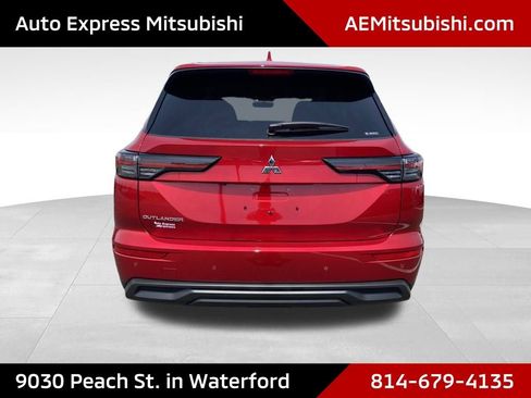 New 2026 Mitsubishi Outlander ES AWD/4WD image 6