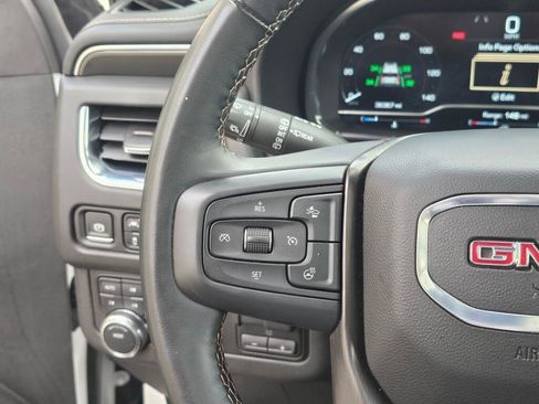 Used 2024 GMC Yukon XL AT4 w/ Technology Package AWD/4WD image 35