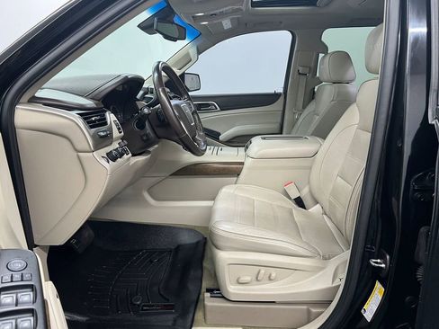 Used 2018 GMC Yukon XL Denali w/ Denali Ultimate Package image 4