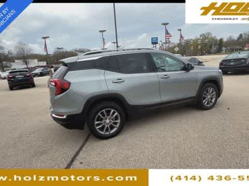 Certified 2024 GMC Terrain SLT AWD/4WD image 8