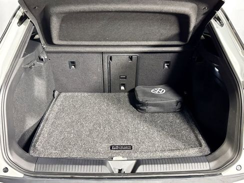 Used 2023 Volkswagen ID.4 Pro S image 22