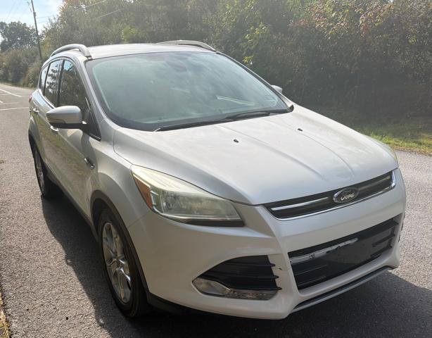 Used 2014 Ford Escape Titanium AWD/4WD image 3