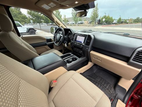 Used 2020 Ford F150 XLT w/ Equipment Group 302A Luxury AWD/4WD image 24