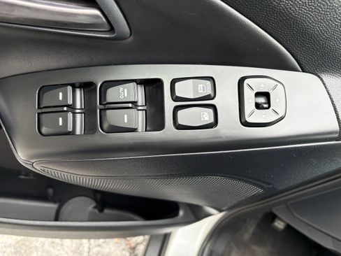 Used 2014 Hyundai Tucson SE image 24