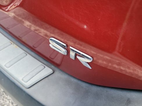 Used 2018 Nissan Kicks SR FWD image 10
