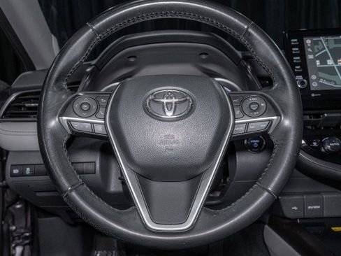 Used 2022 Toyota Camry XLE image 20