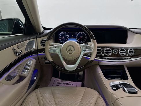 Used 2020 Mercedes-Benz S 560 Sedan image 25