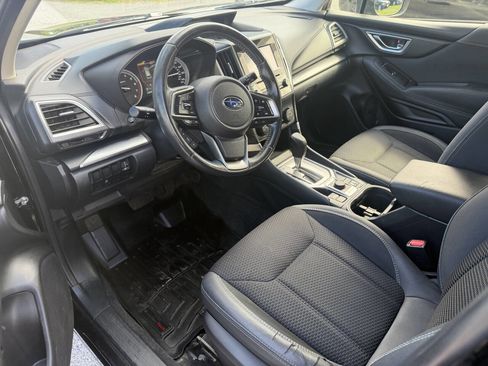 Used 2019 Subaru Forester Premium w/ All-Weather Package AWD/4WD image 9
