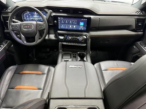 Used 2024 GMC Sierra 2500 AT4 w/ AT4 Premium Plus Package AWD/4WD image 16