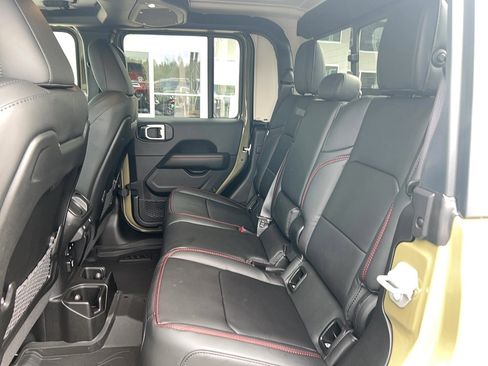 New 2026 Jeep Gladiator Rubicon w/ Safety Group image 11