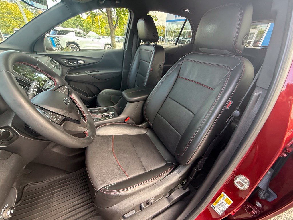 Used 2023 Chevrolet Equinox RS w/ RS Leather Package AWD/4WD image 22