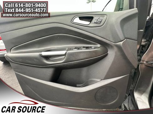 Used 2016 Ford Escape Titanium AWD/4WD image 18