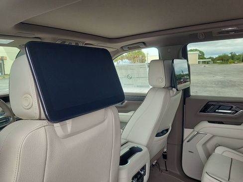 New 2026 GMC Yukon Denali w/ Denali Reserve Package RWD image 12