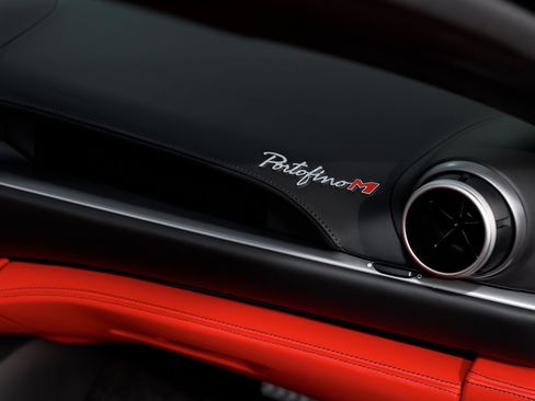 Used 2023 Ferrari Portofino M RWD image 35