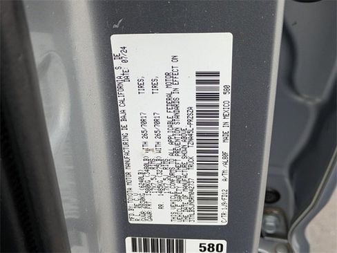 Used 2024 Toyota Tacoma TRD Off-Road image 25