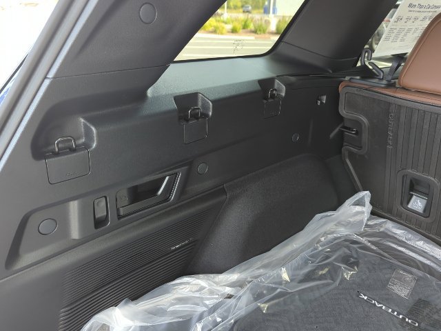 New 2026 Subaru Outback Touring XT AWD/4WD image 32