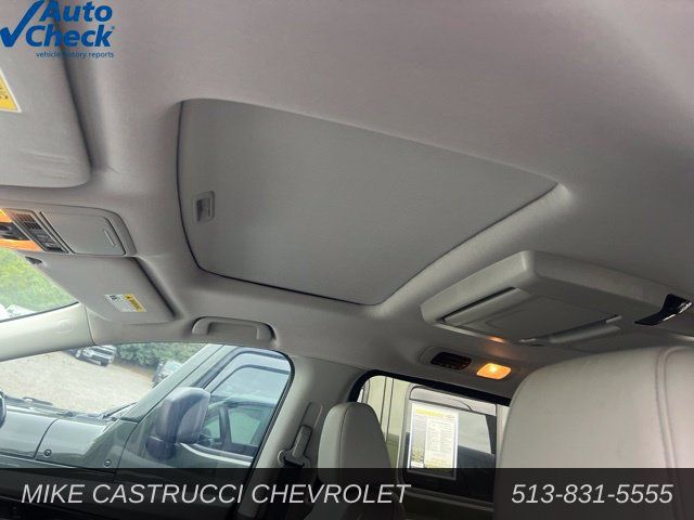 Used 2024 Honda Odyssey Touring image 4