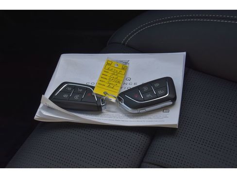 Used 2025 Cadillac Optiq Sport 2 w/ LPO, Floor Liner Package AWD/4WD image 36
