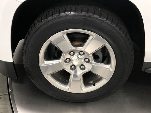 Used 2016 Chevrolet Tahoe LT w/ Luxury Package AWD/4WD image 10