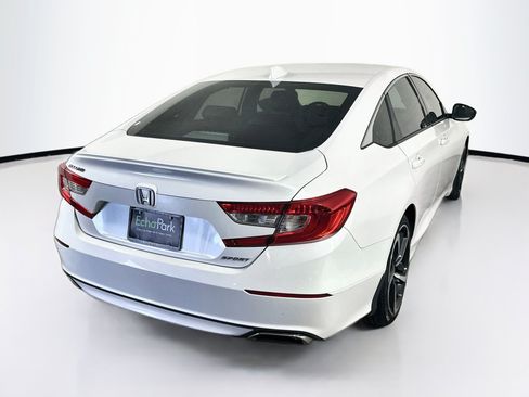 Used 2020 Honda Accord Sport image 9