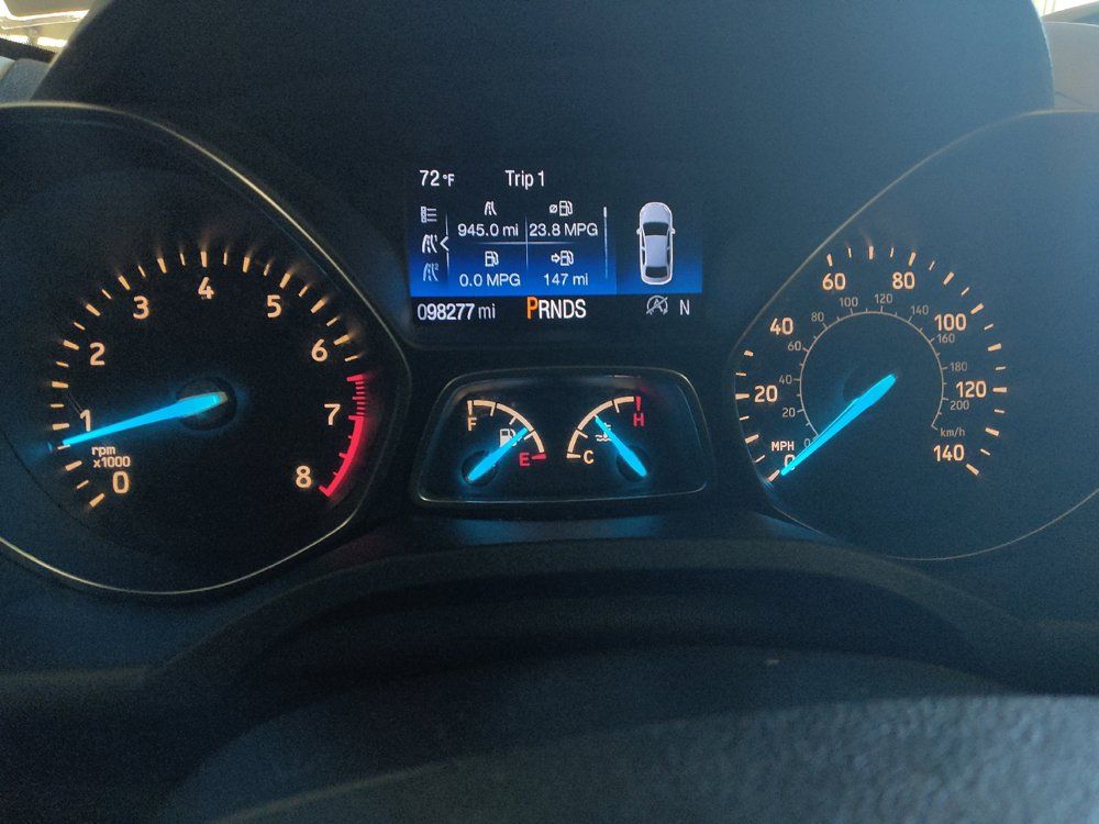 Used 2017 Ford Escape SE FWD image 23