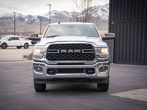 Used 2022 RAM 2500 Big Horn w/ Cold Weather Group image 2