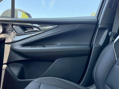 New 2025 Chevrolet Blazer EV LT w/ Super Cruise Package image 38