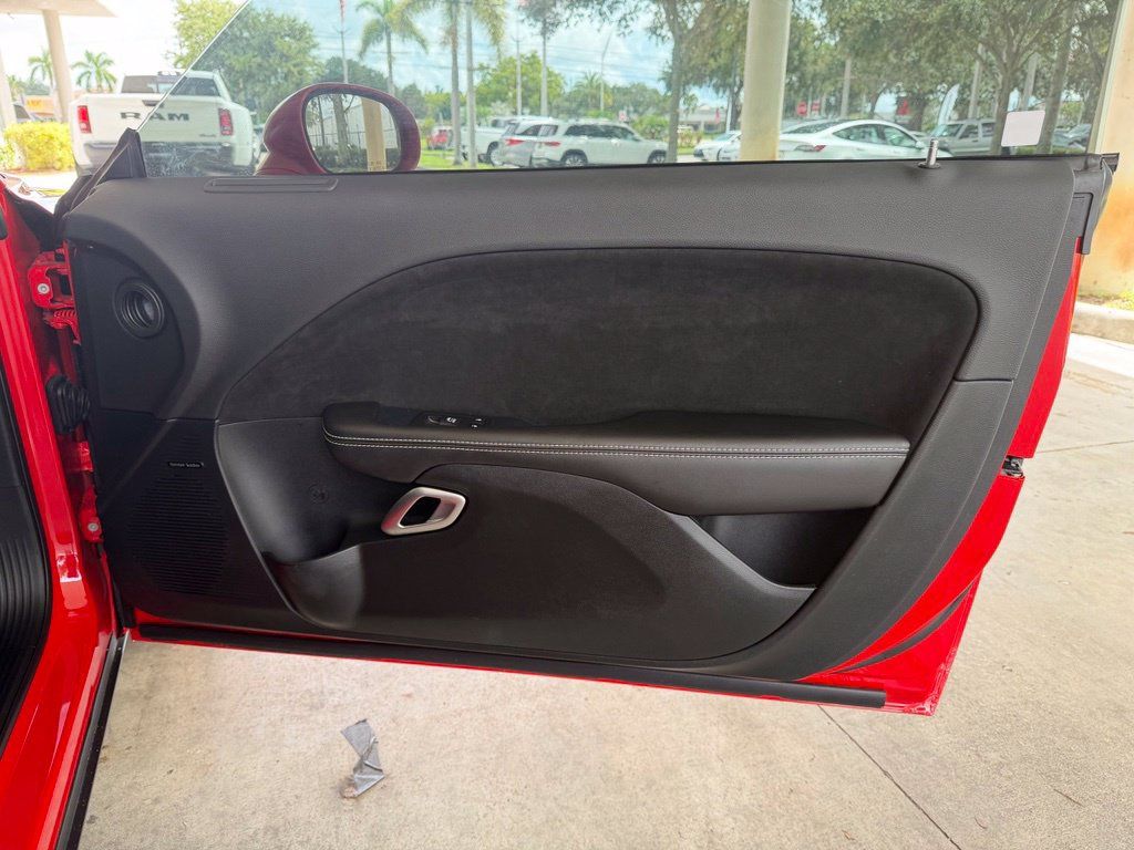 Used 2018 Dodge Challenger SRT Demon RWD image 28