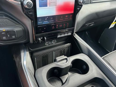 New 2025 RAM 2500 Laramie image 36