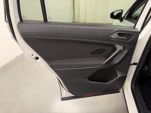Used 2021 Volkswagen Tiguan S FWD image 17