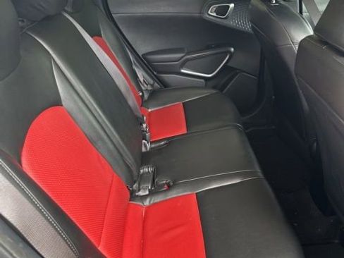 Used 2021 Kia Soul S FWD image 7