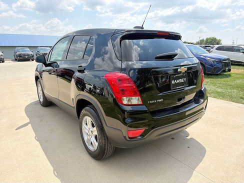 Used 2020 Chevrolet Trax LS w/ Tint and Cruise Package AWD/4WD image 4
