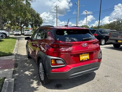 Used 2018 Hyundai Kona SEL FWD image 5