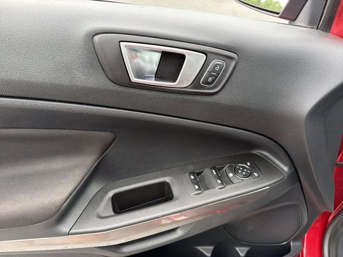 Used 2018 Ford EcoSport SE AWD/4WD image 16