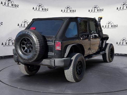 Used 2012 Jeep Wrangler Unlimited Sport image 5